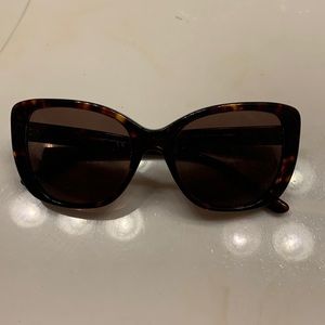 EUC Tory Burch sunglasses
